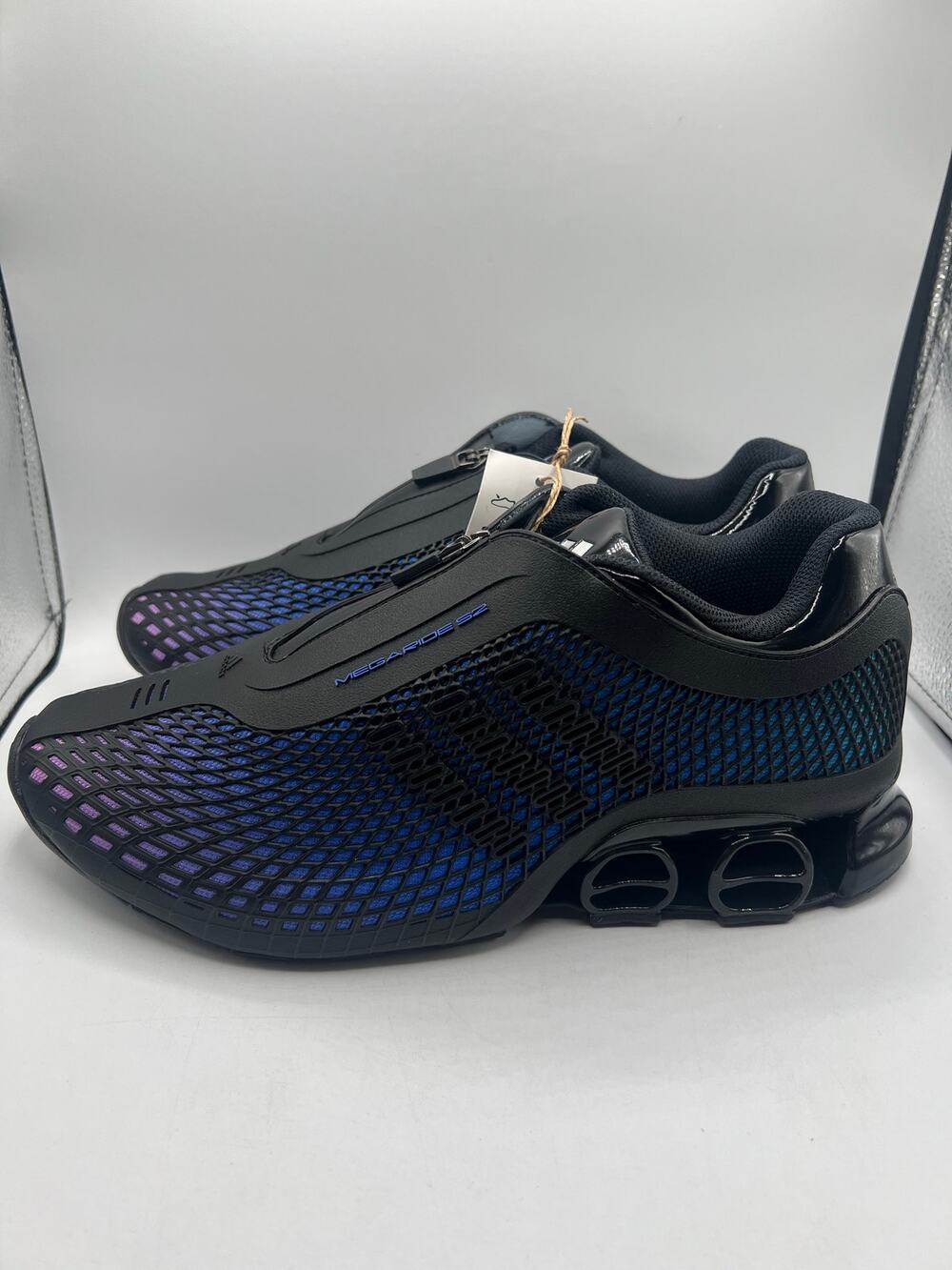 Adidas Megaride S2 ‘Black Hi-Res Blue Purple Size 8.5 mens